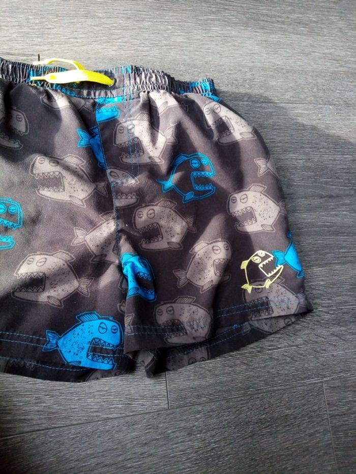 Short de bain poissons 8A - photo numéro 2