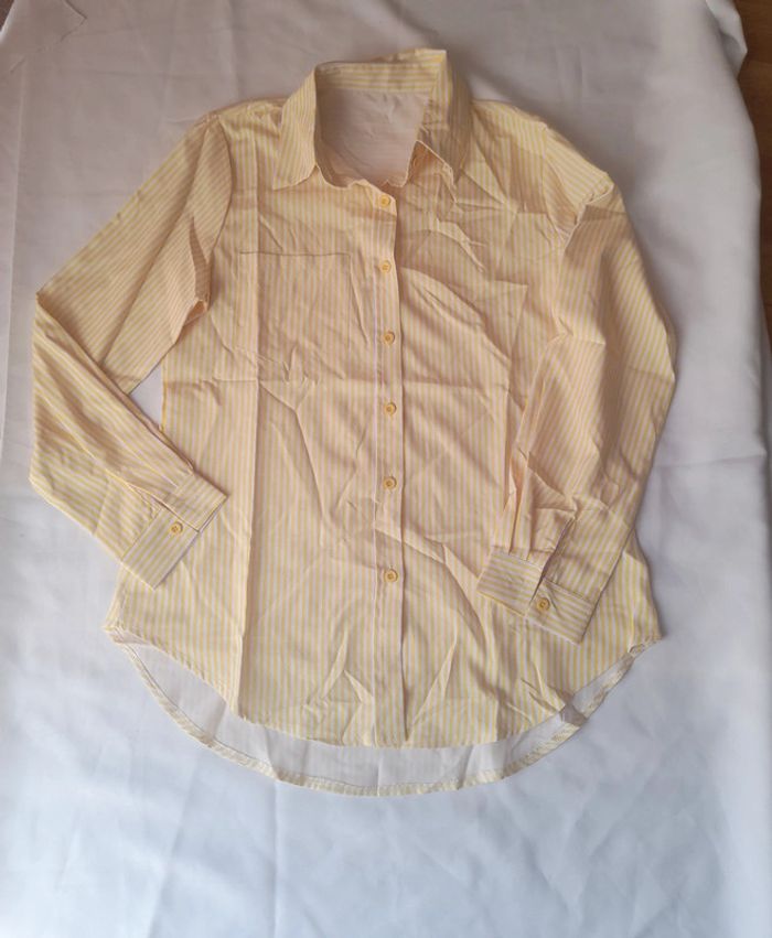 Chemise longue manches Taille M neuve sans étiquette 🏷