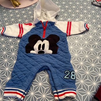 Combinaison  chaude disney