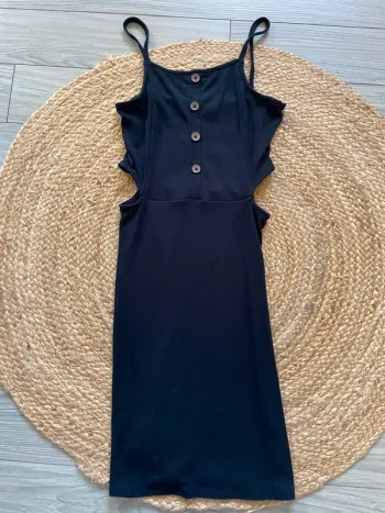 Petite robe noire Taille XS ou 14 ans