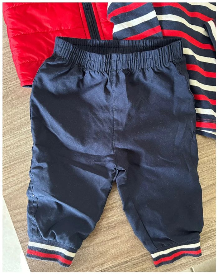 Ensemble 3 pièces pour bébé - taille 6 mois - en très bon état - photo numéro 2