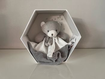 Doudou baby nat ours  Neuf  Vendu sans boite  Doudou et compagnie               #bebefille6mois_candysand    #bebegarcon #naissance #naissancegarcon #nourrisson #maternité #sacfemme #grossesse #ensemblebebe #prixnegociable #prixlots #chauffebiberon #éveil