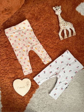 Lot de 2 leggings bébé fille – 1 mois – Kiabi – Motifs fruits – Neufs