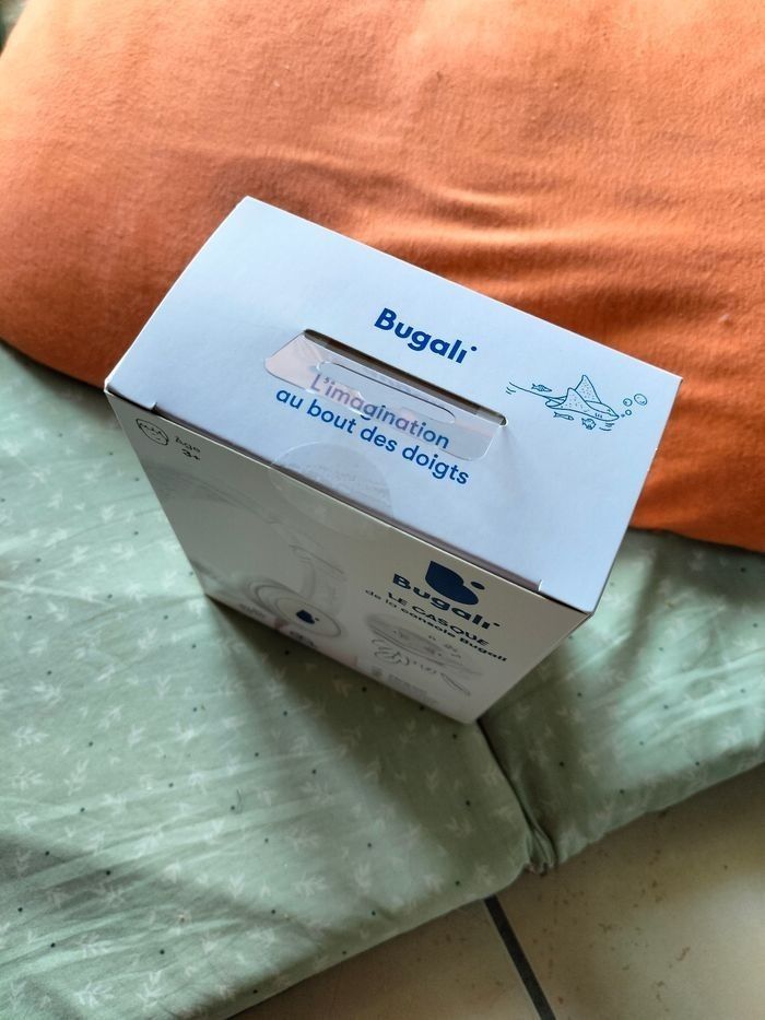 Casque BUGALI - photo numéro 2