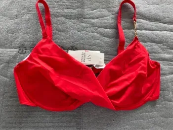 Haut maillot rouge Simone Pérèle neuf