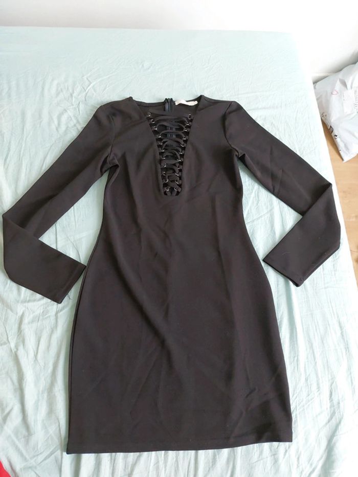 Robe décolleté plongeant noir
