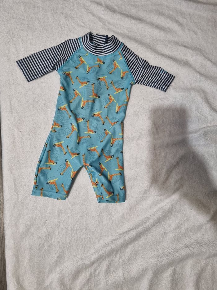 Maillot de bain anti uv 12 mois