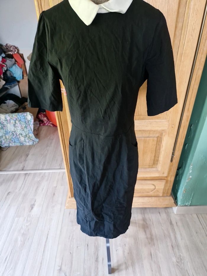 Jolie robe crayon taille 44 collectif - photo numéro 3
