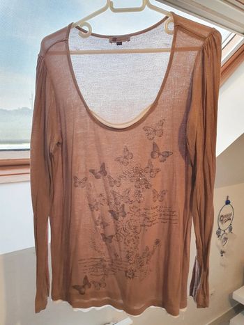 Pull très léger Kiabi t. 46/48