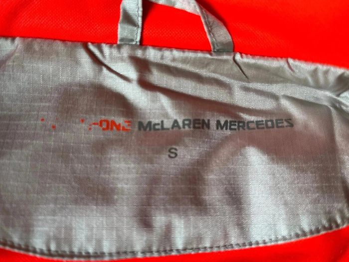 Veste Vodafone McLaren Mercedes F1 Team Taille S pour femme - photo numéro 5
