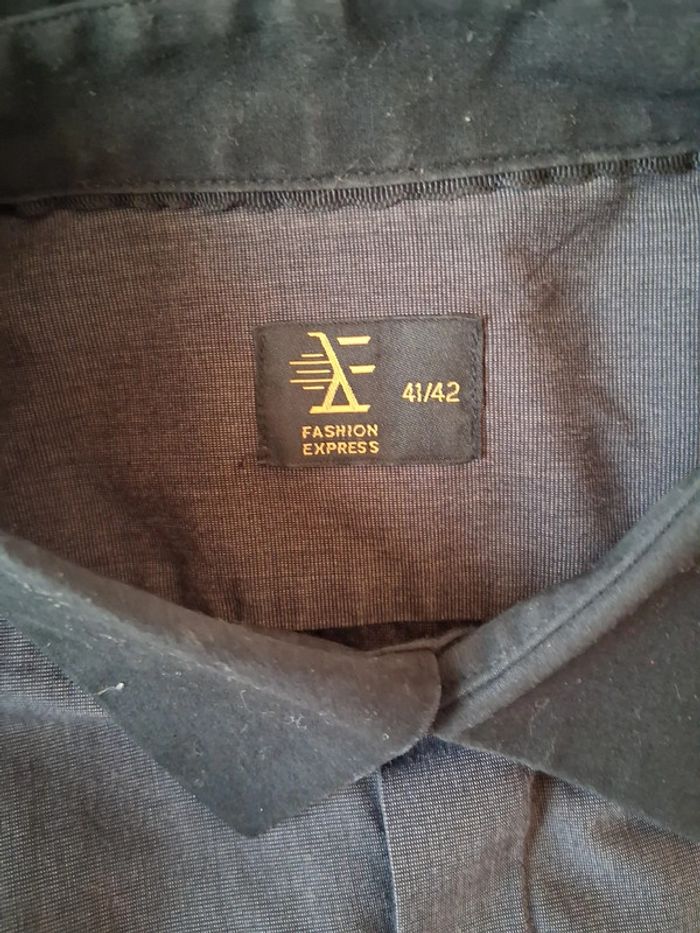 Chemise Fashion Express taille L - photo numéro 4