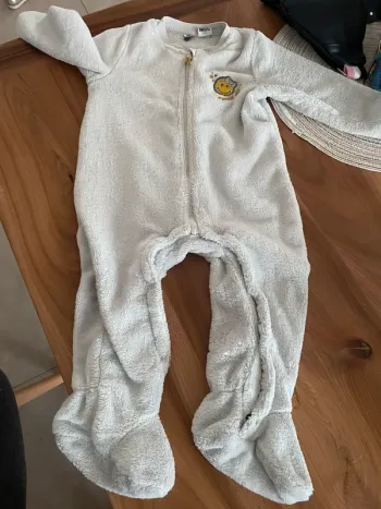 Sur pyjama fille