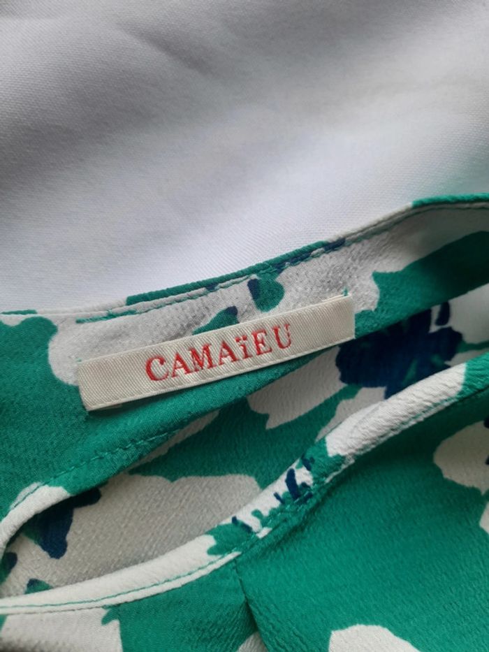 Très belle blouse manches courtes Taille 40 - photo numéro 3