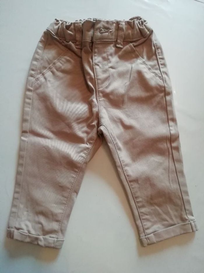 pantalon beige 9 mois