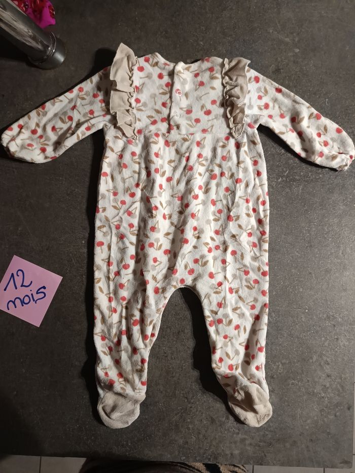 Pyjama cerises 12 mois - photo numéro 5