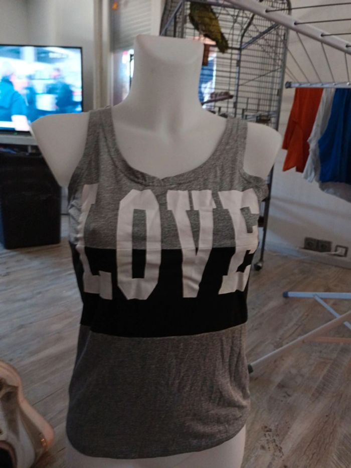 Débardeur "LOVE" - photo numéro 2