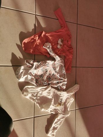 Lot 3 bodies 3 mois