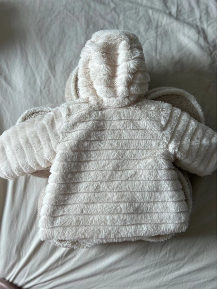 Manteau fausse fourrure - photo numéro 2