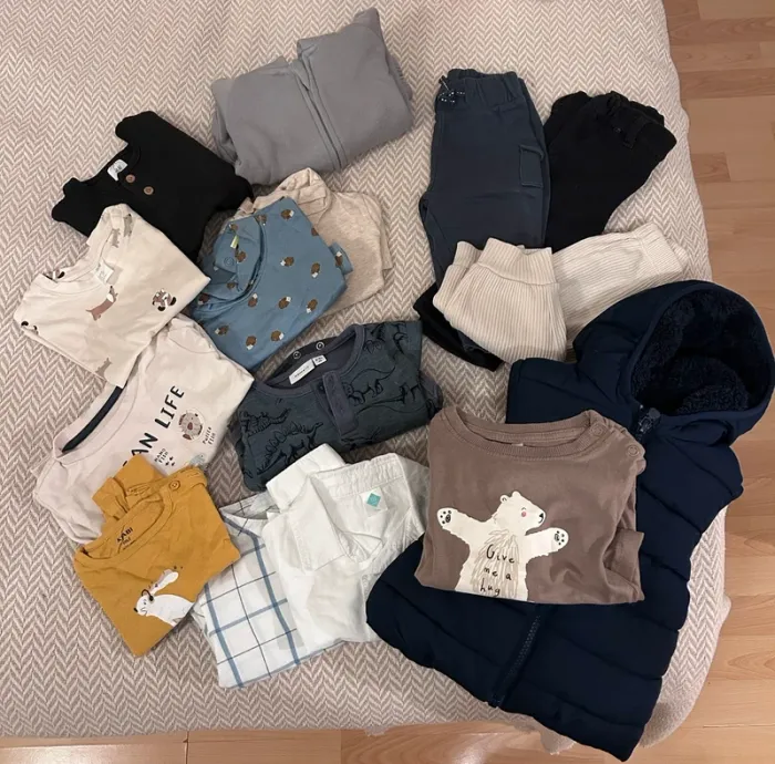 Lot vêtement 9 mois bébé