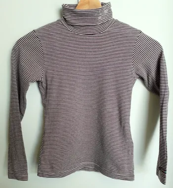 Sous-pull Disney – 7/8 ans – Très bon état