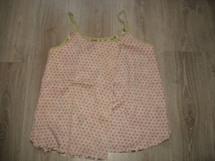 DÉBARDEUR BEIGE A FLEURS "MISS CAPTAIN" - TAILLE 40 - n°02 - photo numéro 7