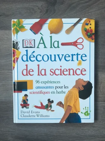 Livre À la découverte de la science Édition DK