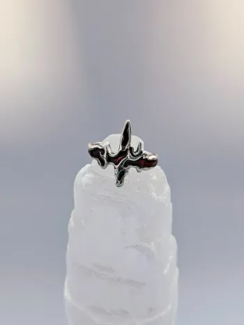 Bague Argentée Punk Flamme Rouge Émaillée