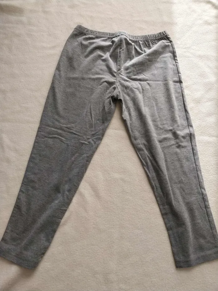 Legging / caleçon gris clair T2/3 - photo numéro 5