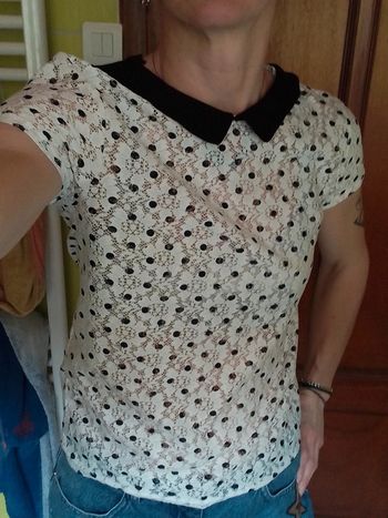 Blouse femmenoir et blanche col claudine Mim