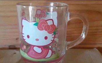 tasse hello kitty transparentes