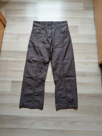 Pantalon couleur taupe
