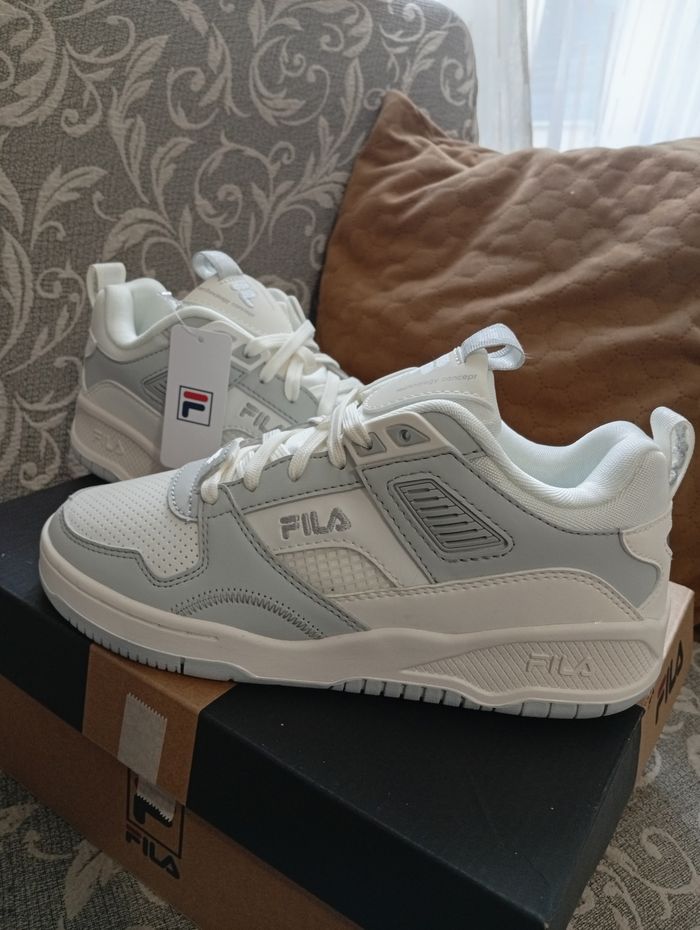 Baskets FILA neuves - photo numéro 4