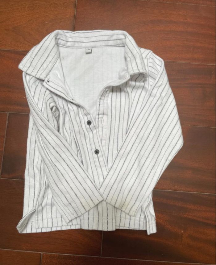 Lot 22 vêtements 24 mois - photo numéro 10