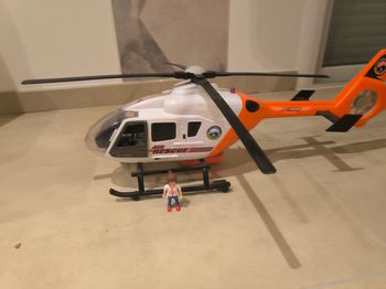 Hélicoptère grand format