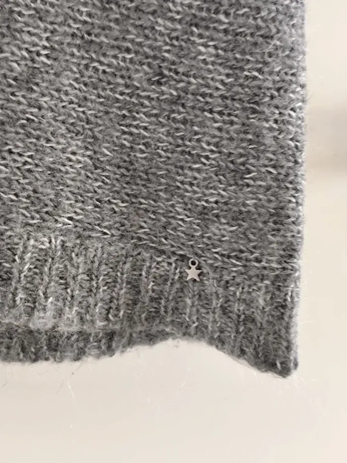 Beau pull long Des petits hauts gris Mohair classique - photo numéro 6
