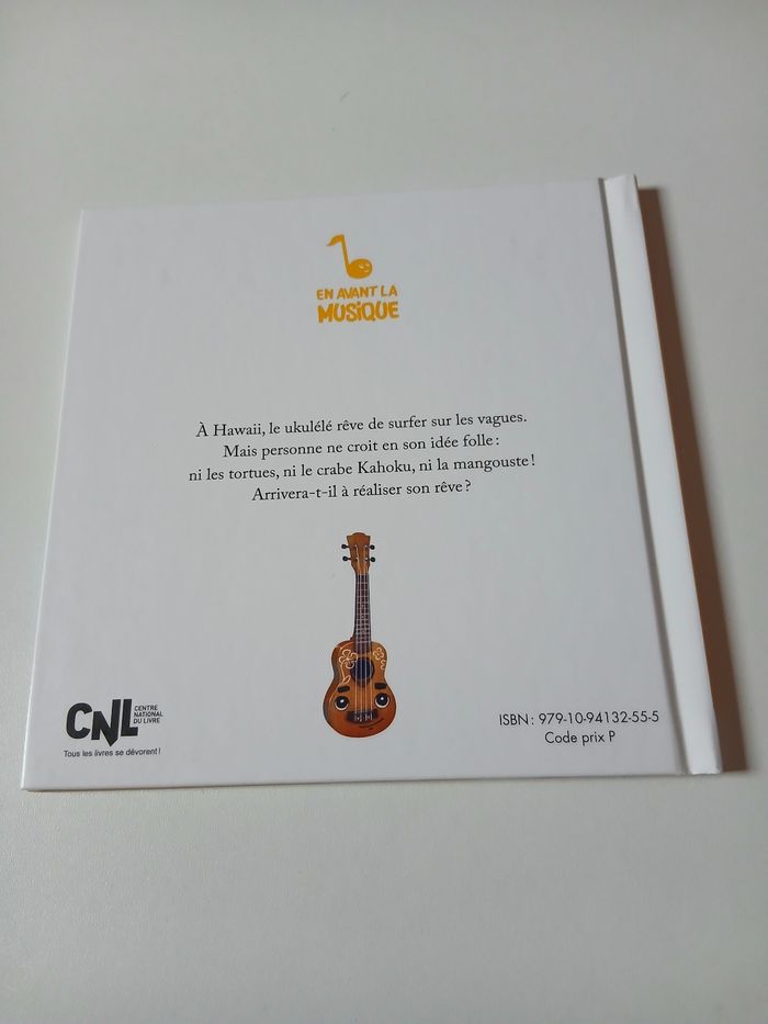 Le ukulele qui voulait surfer - photo numéro 2