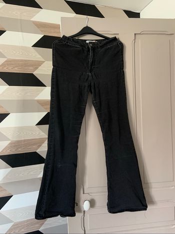 Pantalon noir patte d’éléphant