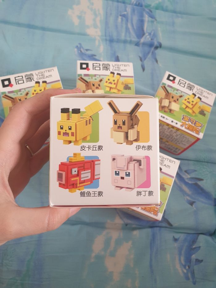 Boite Mystère Pokémon - photo numéro 2