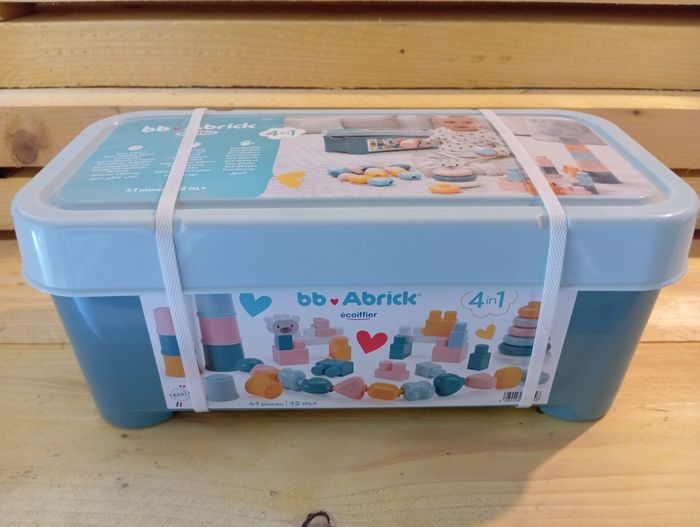 Boite bb abrick 4 en 1 neuf