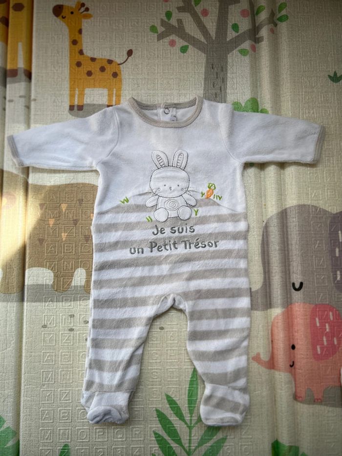 Lot de 4 pyjamas - photo numéro 2