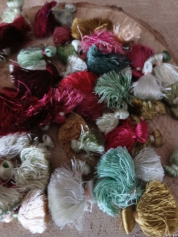 Lot de 50 glands pompons crème vert beige bordeaux blanc. - photo numéro 5