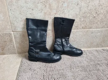 bottes noires mi haute en cuir du pareil au meme