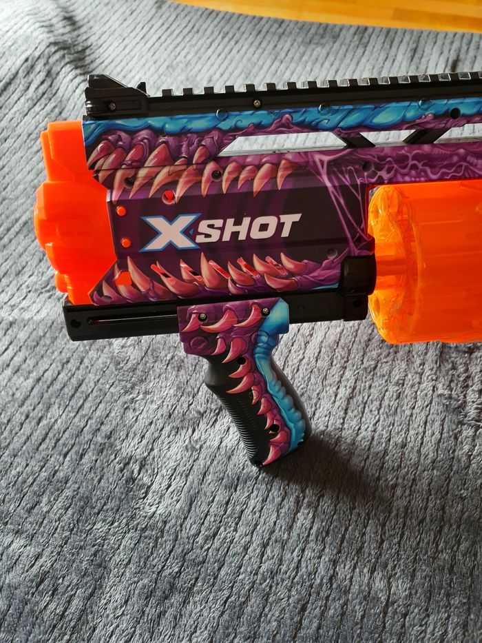 Pistolet Nerf XShot comme neuf - photo numéro 3
