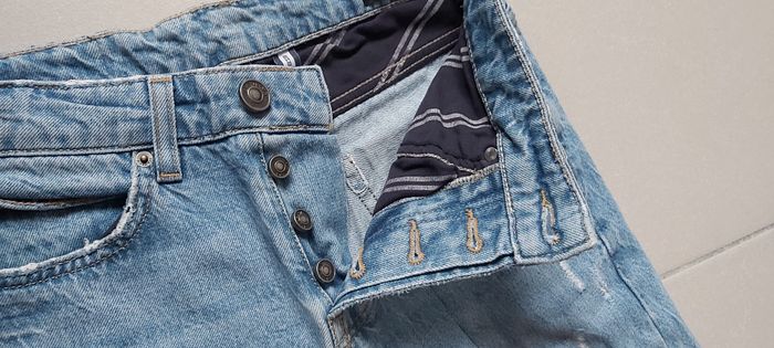 Jeans straight troué 34 - photo numéro 4