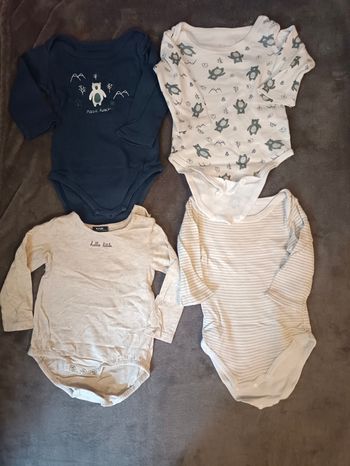 Lot de 4 bodies manches longues 6 mois