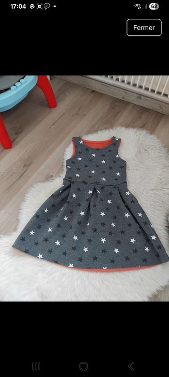 Lots de 4 robes 5 ans 