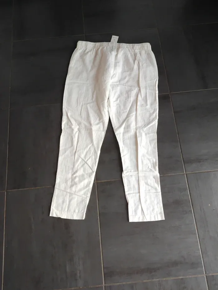 Pantalon en lin 46 neuf - photo numéro 3