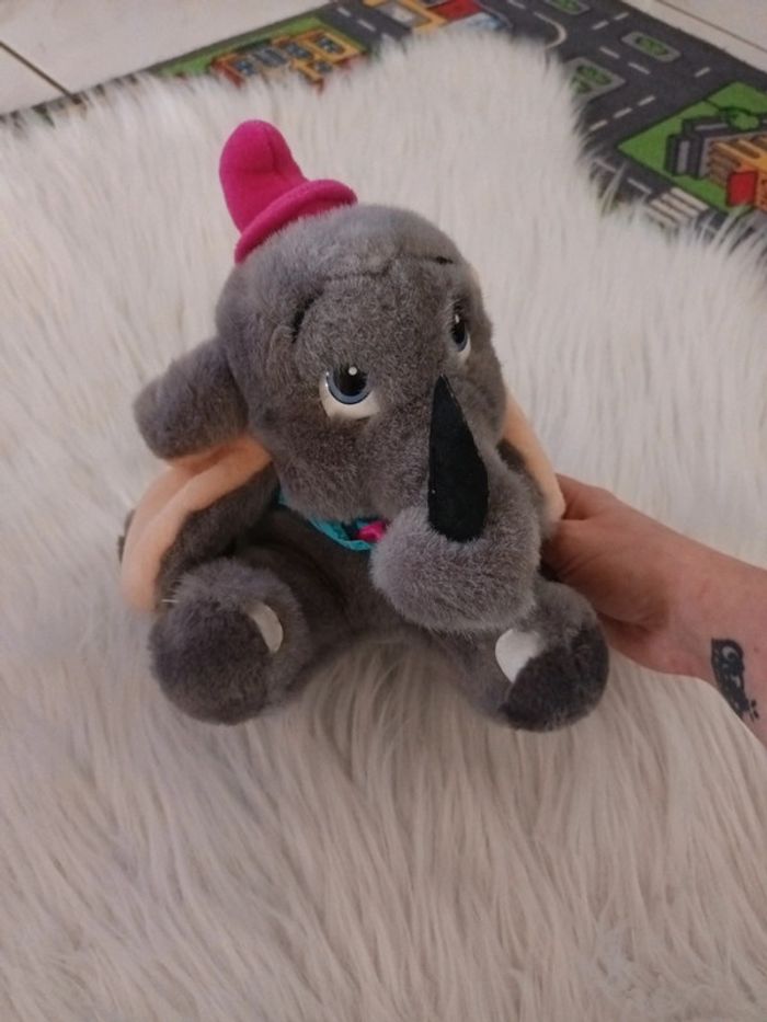 Peluche dumbo disneyland paris vintage - photo numéro 2