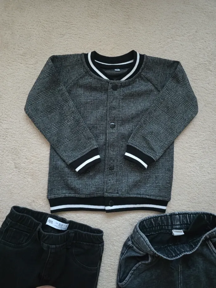 18/24 mois lot 1 gilet prince de galles 1 jean slim et 1 jogging délavé - photo numéro 7