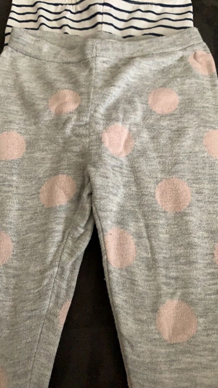 Lot 2 legging H&m 12 mois - photo numéro 2